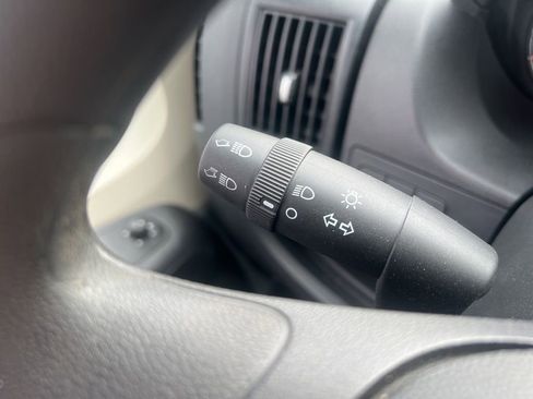 Used 2021 RAM ProMaster 2500 w/ Convenience Group image 15