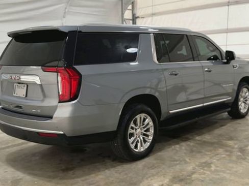 Certified 2023 GMC Yukon XL SLT w/ SLT Luxury Package image 8