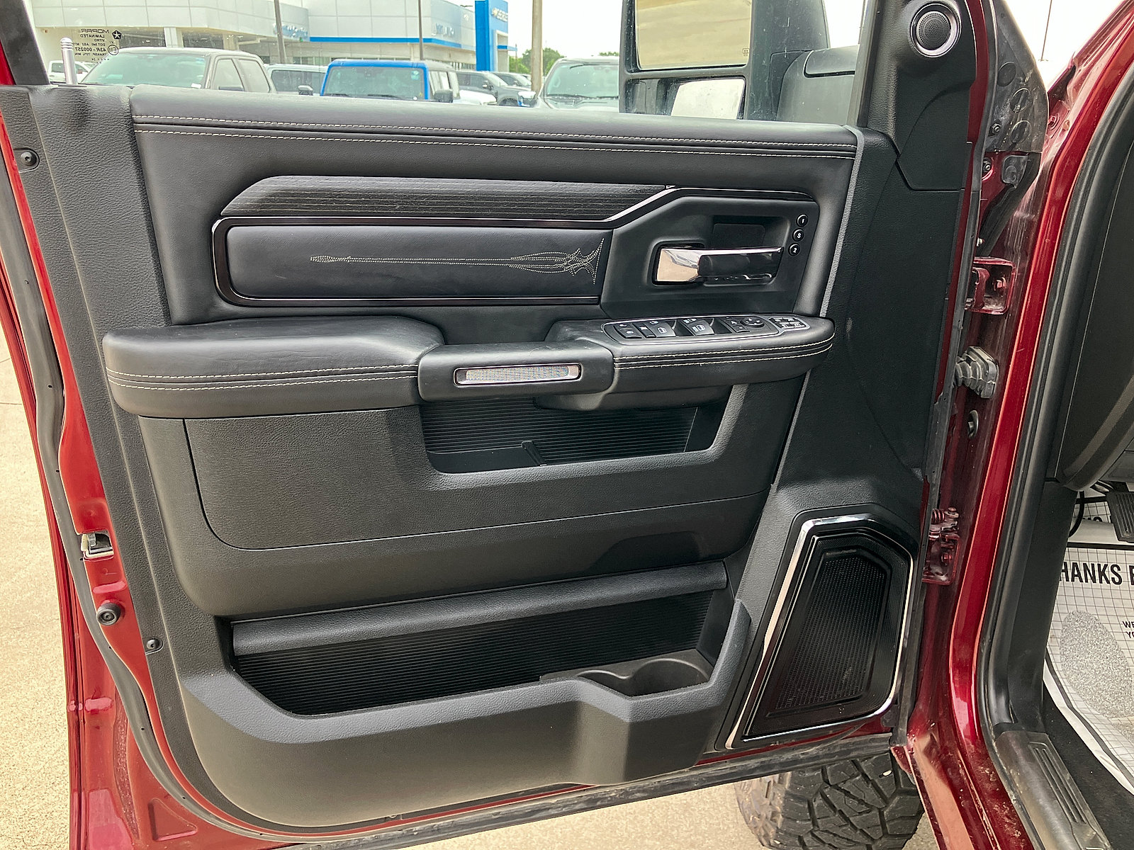 Used 2024 RAM 3500 Limited AWD/4WD image 29