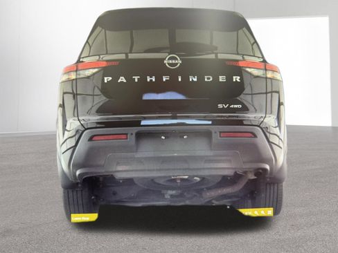 Used 2024 Nissan Pathfinder SV AWD/4WD image 9