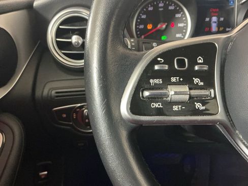 Used 2022 Mercedes-Benz GLC 300 image 15