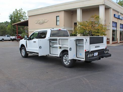 Used 2024 Ford F250 XLT w/ FX4 Off-Road Package AWD/4WD image 17