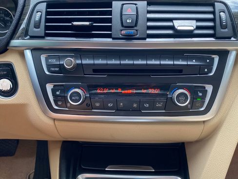 Used 2013 BMW 328i xDrive Sedan AWD/4WD image 30