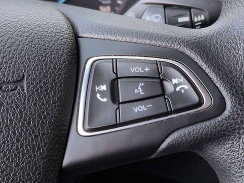 Used 2015 Ford Focus S image 25