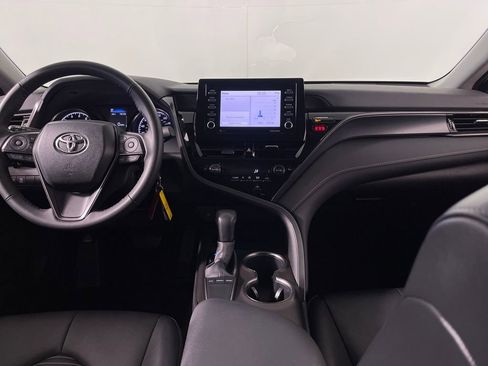 Certified 2024 Toyota Camry SE FWD image 14