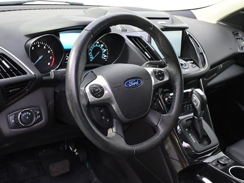 Used 2014 Ford Escape Titanium w/ Equipment Group 401A AWD/4WD image 11