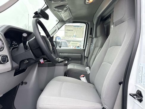 New 2026 Ford E-350 and Econoline 350 Super Duty image 10