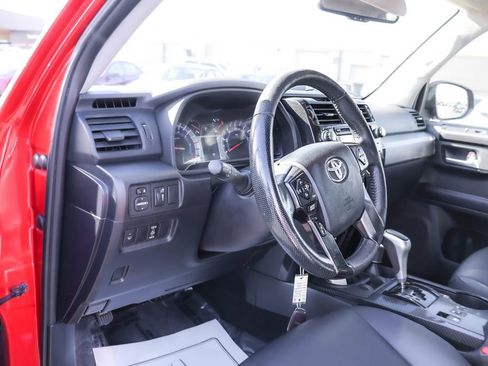 Used 2019 Toyota 4Runner TRD Off-Road Premium image 14