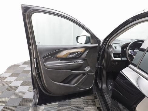 Used 2019 GMC Terrain SLE w/ Driver Convenience Package image 5