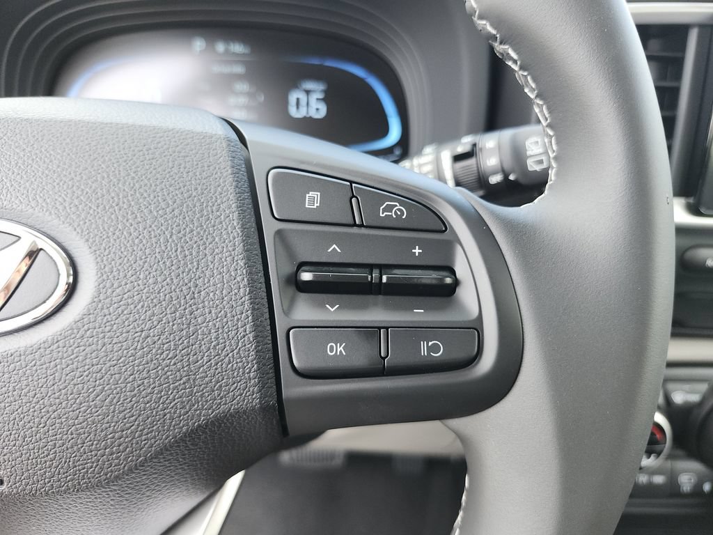 New 2026 Hyundai Venue SEL FWD image 34