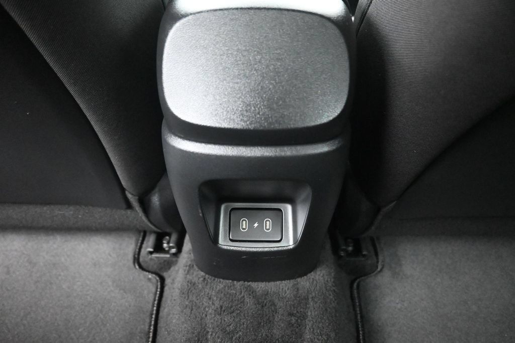 Used 2025 Hyundai Elantra SE FWD image 25