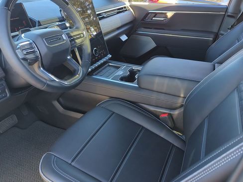 New 2024 GMC Sierra EV Denali image 10