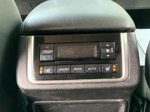 Used 2019 Subaru Ascent Limited image 17