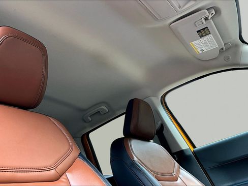 Certified 2023 Ford Maverick Lariat w/ Lariat Luxury Package FWD image 16