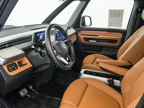 Used 2025 Volkswagen ID. Buzz Pro S RWD image 20
