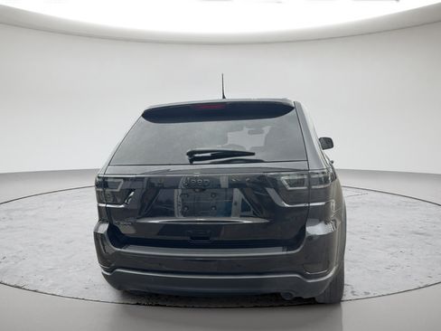 Used 2013 Jeep Grand Cherokee Altitude AWD/4WD image 6