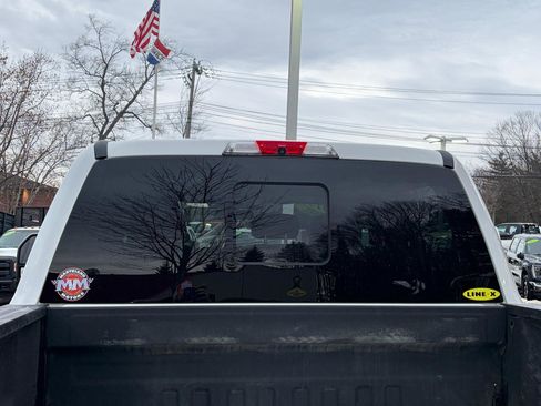 Used 2019 Ford F450 XLT w/ XLT Premium Package image 16