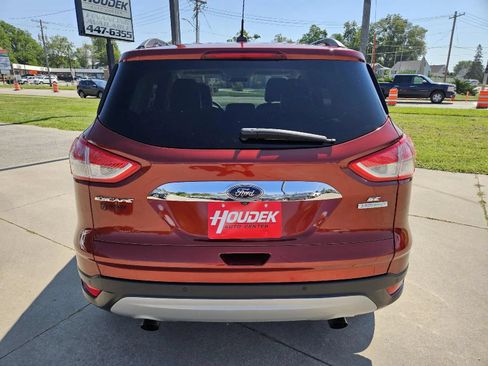 Used 2014 Ford Escape SE w/ SE Chrome Package FWD image 7