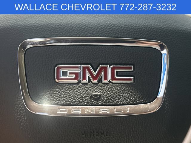 Used 2023 GMC Acadia Denali w/ Black Diamond Edition AWD/4WD image 21