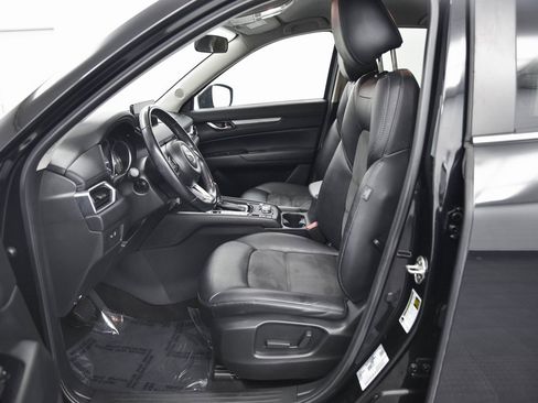 Used 2021 MAZDA CX-5 Touring image 11