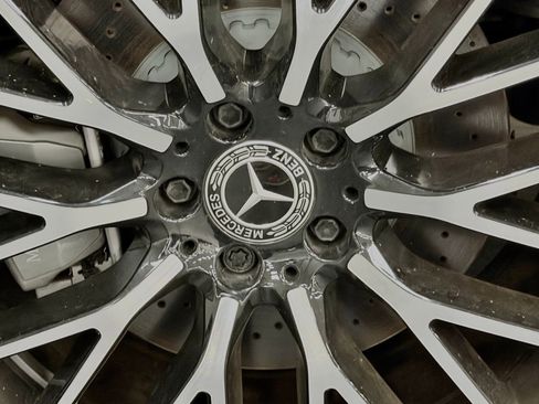 Used 2024 Mercedes-Benz S 580 4MATIC Sedan image 18