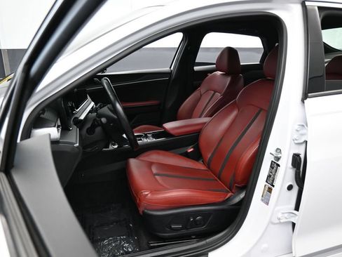 Used 2023 Kia K5 GT-Line FWD image 10