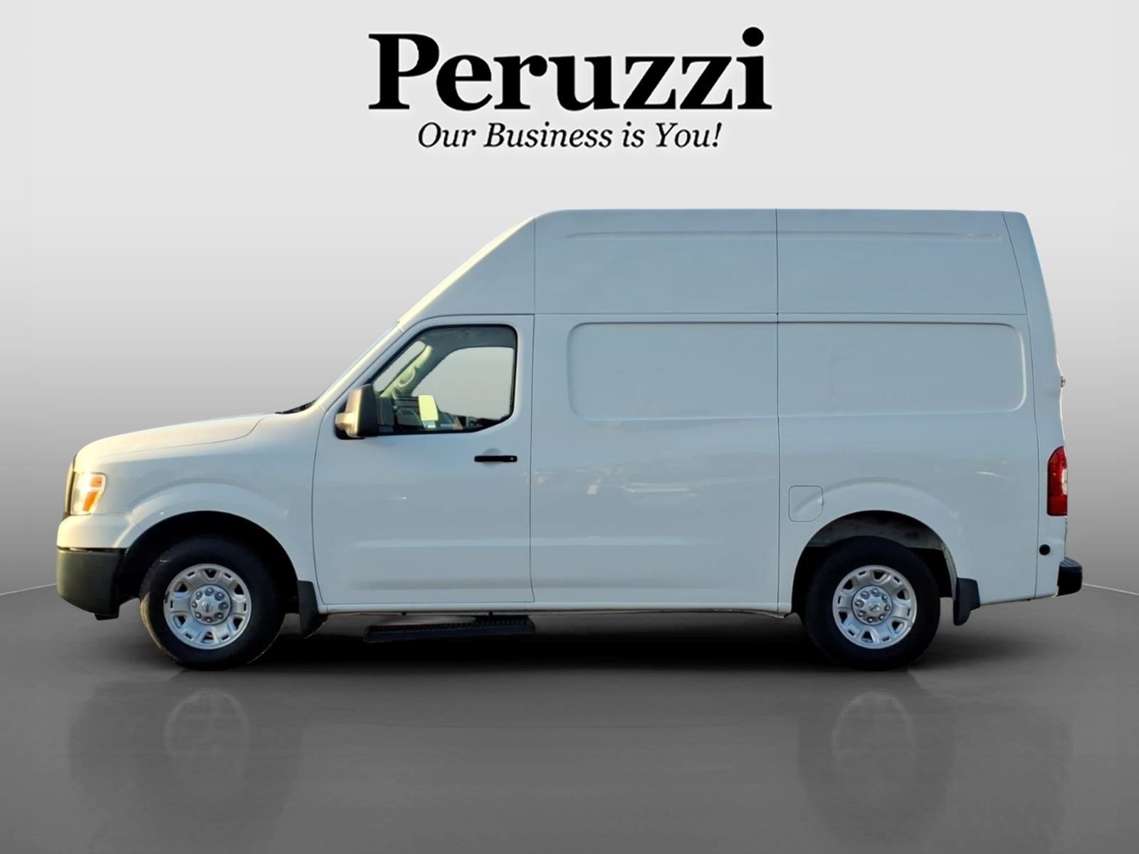 Used 2018 Nissan NV 2500 SV w/ Navigation Package RWD image 7
