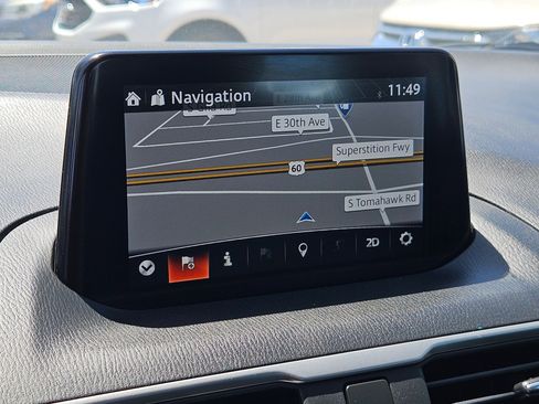Used 2018 MAZDA MAZDA3 Touring FWD image 19