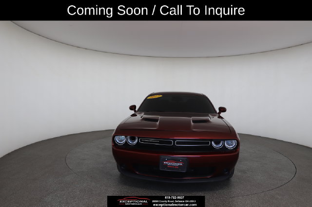 Used 2017 Dodge Challenger SXT RWD image 30