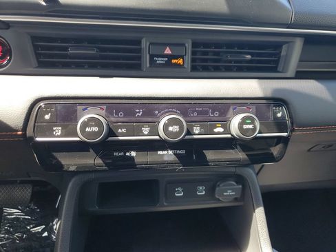 New 2026 Honda Pilot Sport image 17