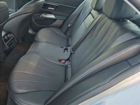 Certified 2024 Mercedes-Benz E 350 4MATIC Sedan image 19