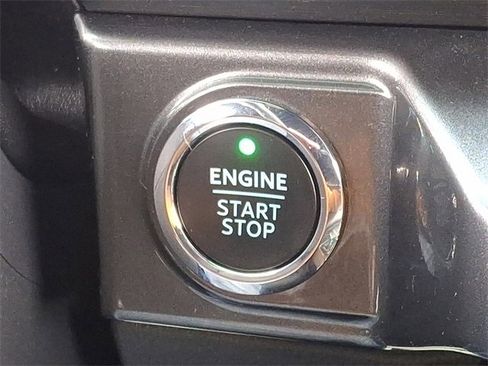 Used 2022 Ford F150 XLT w/ Equipment Group 302A High image 25