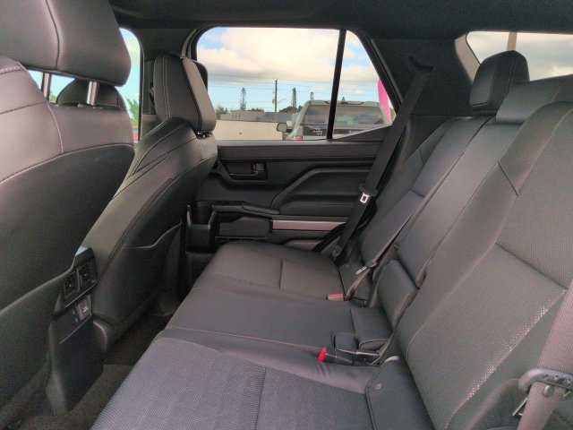Used 2026 Toyota 4Runner TRD Off-Road Premium AWD/4WD image 15