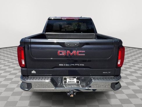 Used 2025 GMC Sierra 1500 SLT image 7