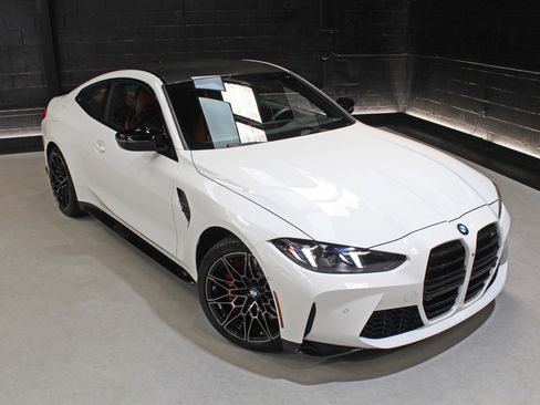 Used 2025 BMW M4 xDrive Competition w/ Executive Package AWD/4WD image 10