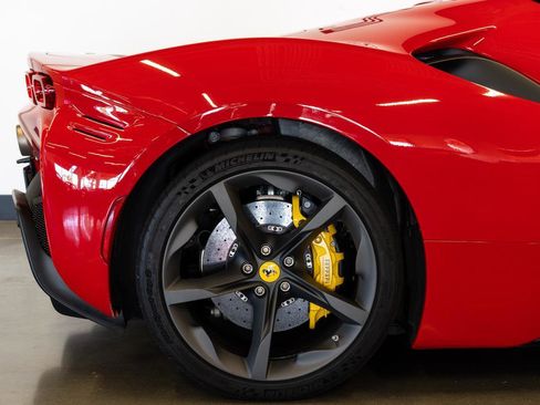 Used 2022 Ferrari SF90 Stradale image 39