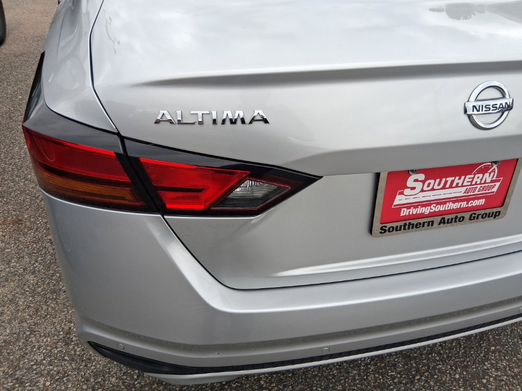 Used 2019 Nissan Altima 2.5 SL FWD image 18