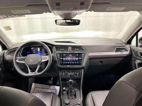 Certified 2023 Volkswagen Tiguan SE AWD/4WD image 18