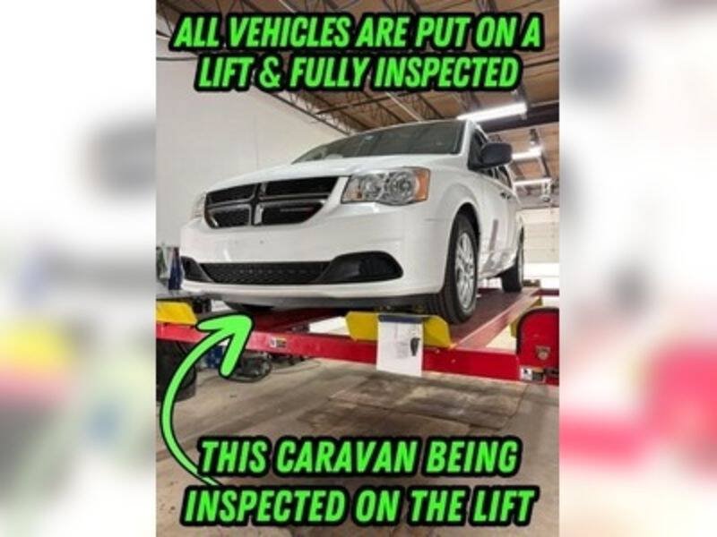 Used 2020 Dodge Grand Caravan SE w/ UConnect Hands-Free Group FWD image 52
