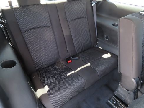 Used 2017 Dodge Journey SXT w/ Comfort/Convenience Group FWD image 18