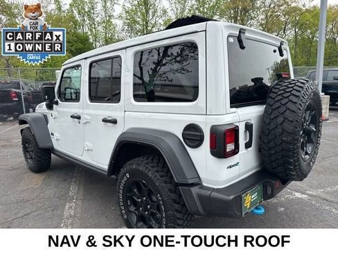 Used 2023 Jeep Wrangler Unlimited w/ Sun & Screen Package AWD/4WD image 22