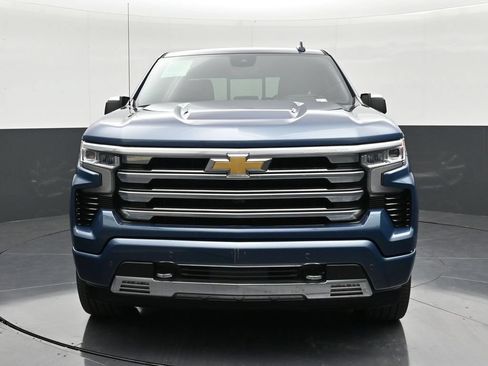 Used 2024 Chevrolet Silverado 1500 High Country AWD/4WD image 8