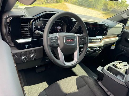 New 2026 GMC Sierra 1500 Elevation w/ LPO, Elevation Black Package image 3