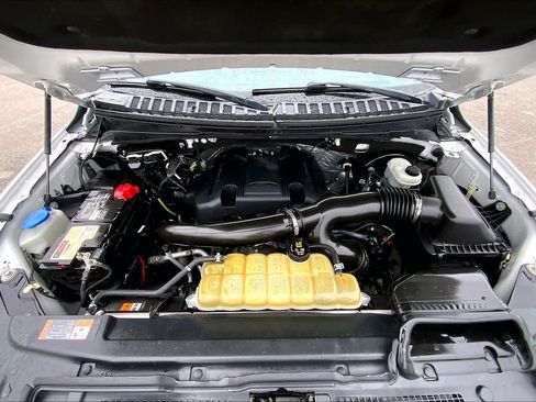 Used 2019 Ford Expedition Limited w/ Equipment Group 302A RWD image 32