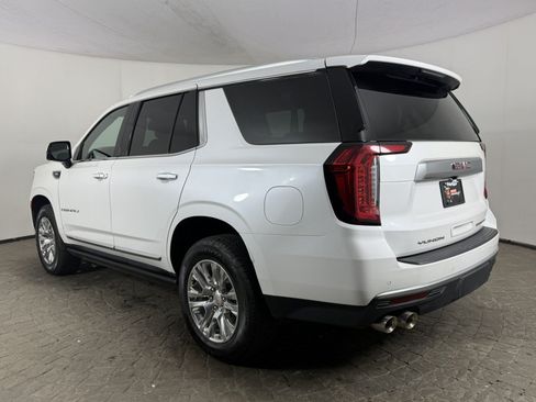 Used 2023 GMC Yukon Denali AWD/4WD image 5