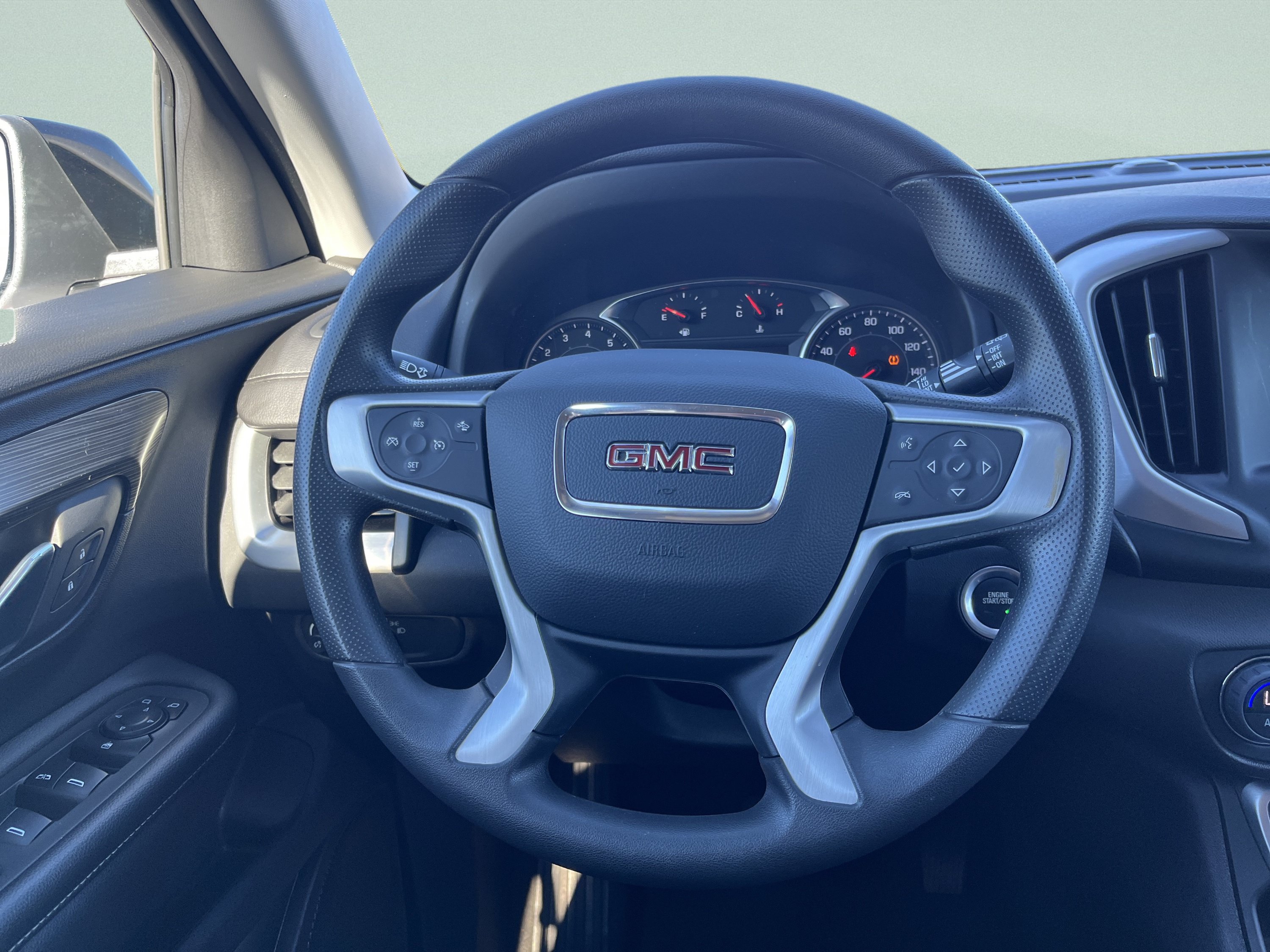 Used 2023 GMC Terrain SLE w/ Driver Convenience Package AWD/4WD image 25