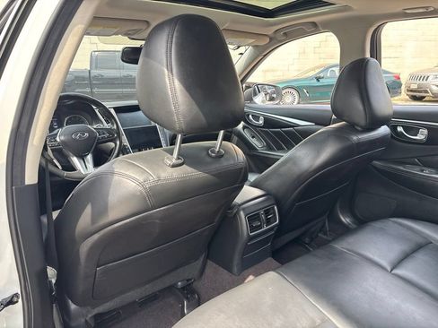 Used 2018 INFINITI Q50 Luxe RWD image 20