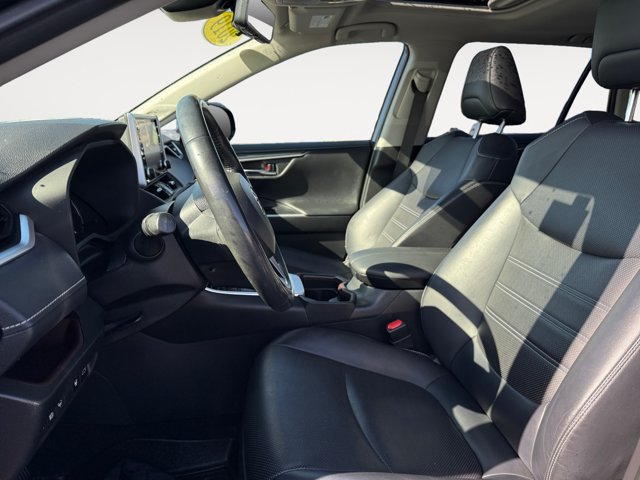 Used 2019 Toyota RAV4 Limited AWD/4WD image 12