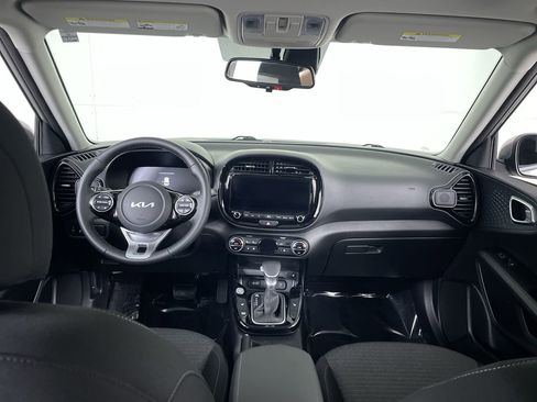 Used 2023 Kia Soul EX image 29