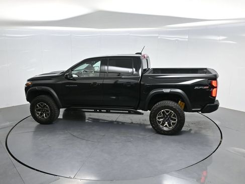 Used 2024 Chevrolet Colorado ZR2 w/ ZR2 Convenience Package III AWD/4WD image 57